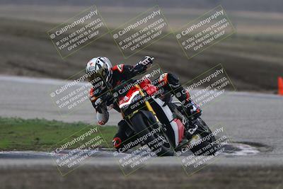 media/Nov-29-2025-TrackDaz (Sat) [[10ae2d9bce]]/B Group/Session 3 (Outside Grapevine)/